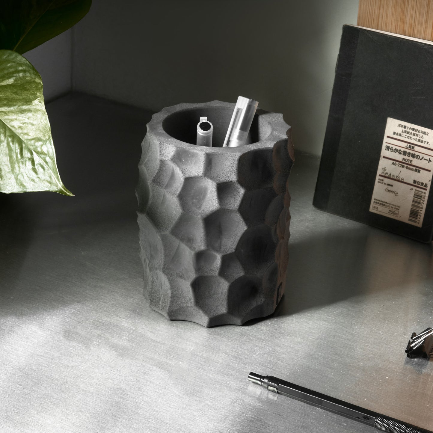 Concrete Illfound Pen Cup Desk organizer