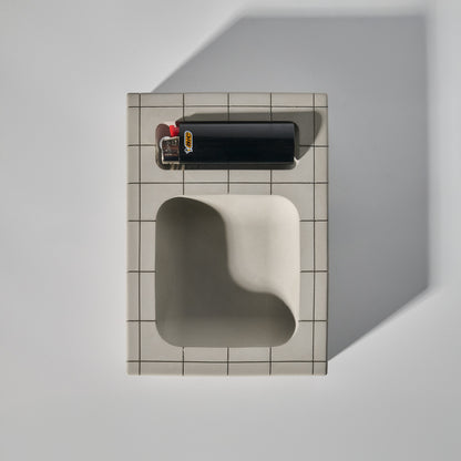 THE POOL TRAY