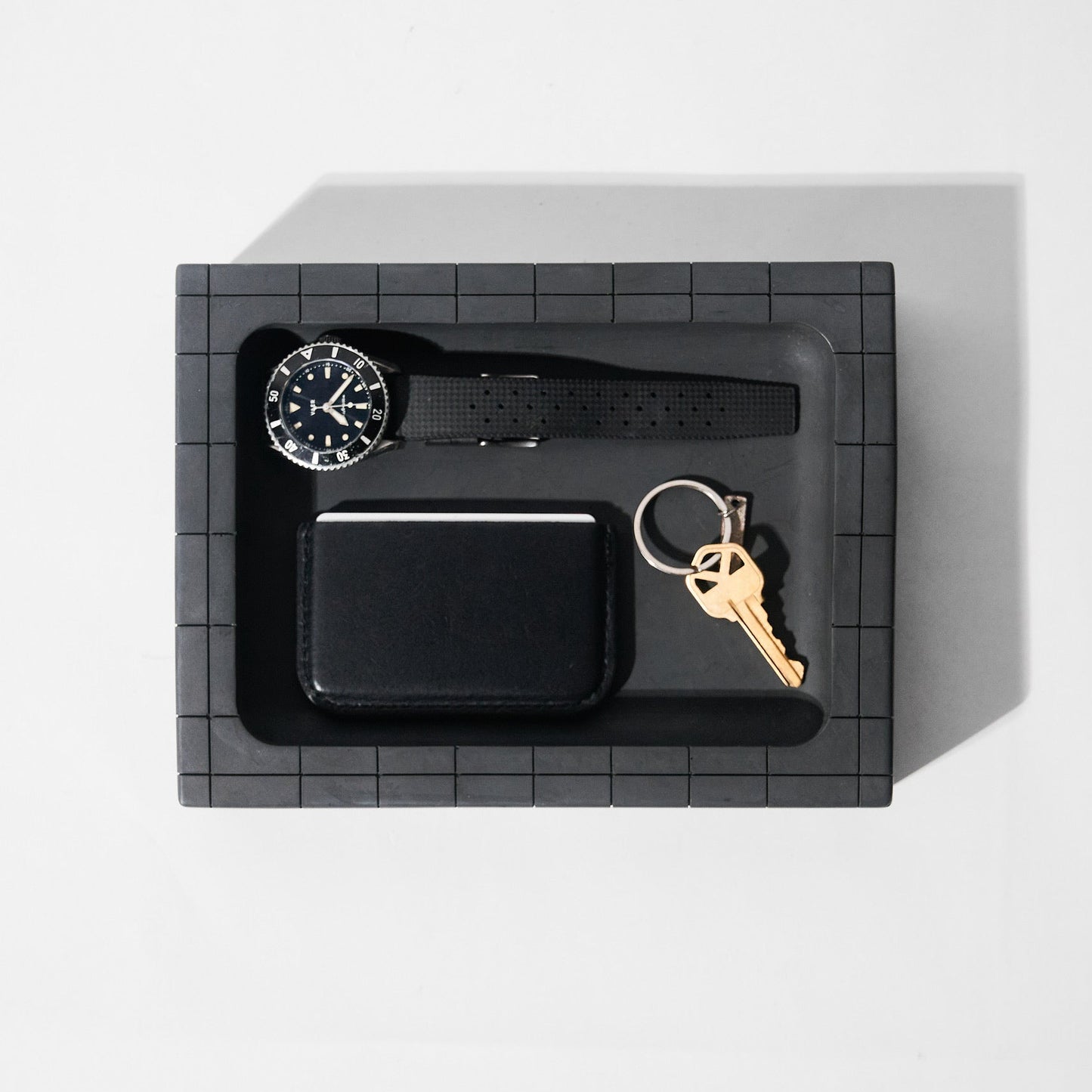 illfound concrete valet tray in black with edc
