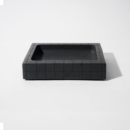 THE VALET TRAY