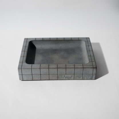 THE VALET TRAY